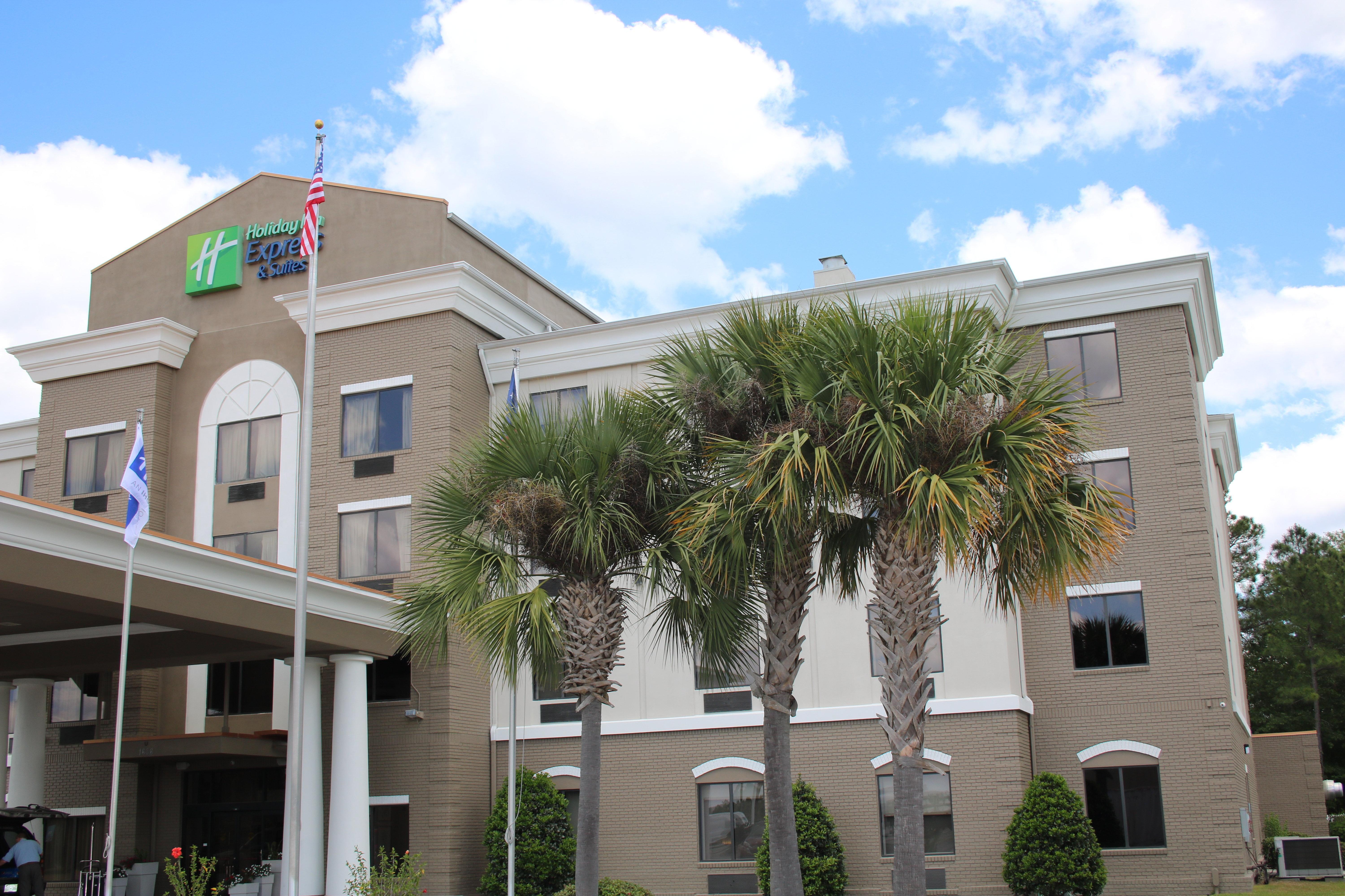 Holiday Inn Express, An Ihg Hotel Douglas Exterior photo