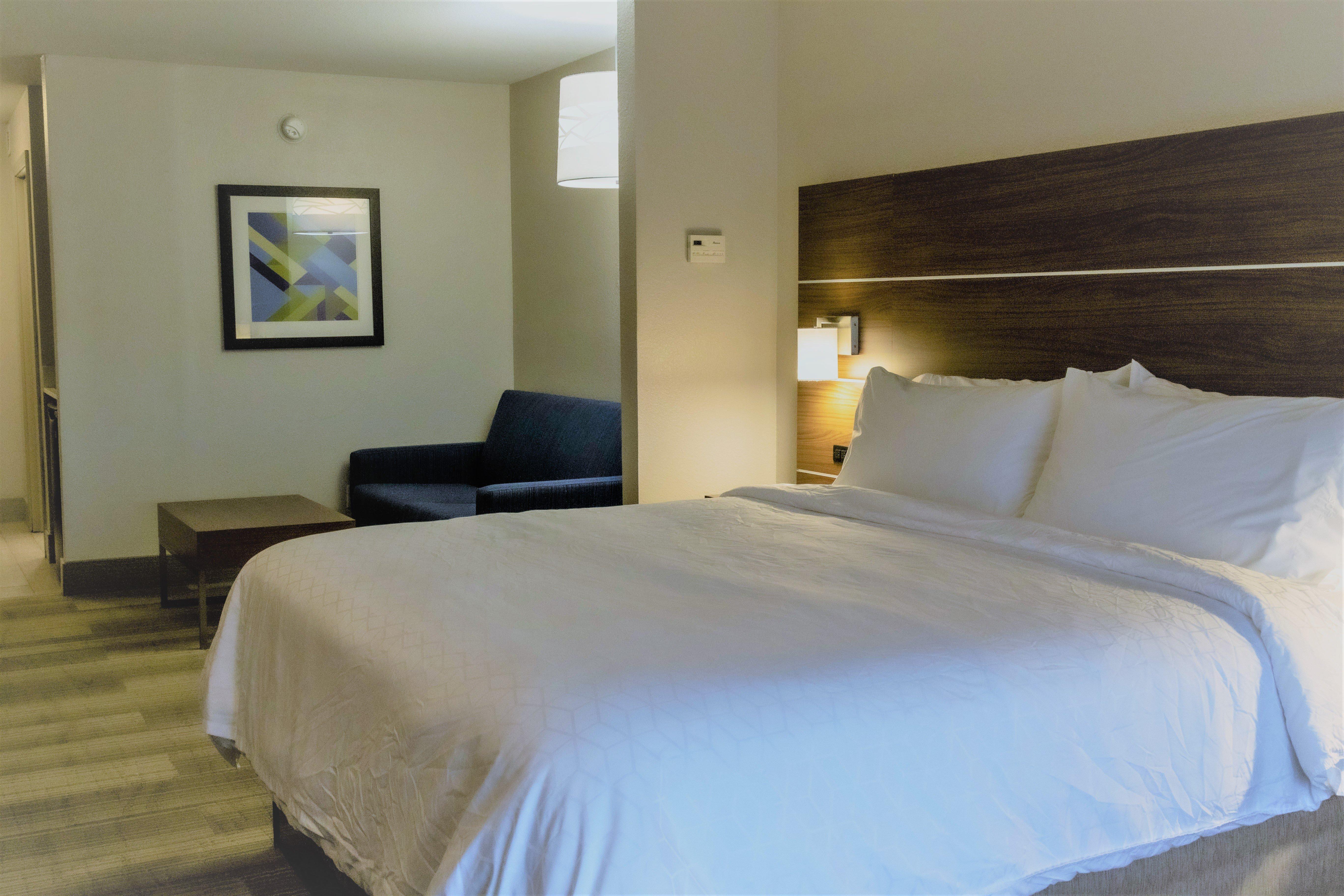 Holiday Inn Express By Ihg Douglas Exterior photo